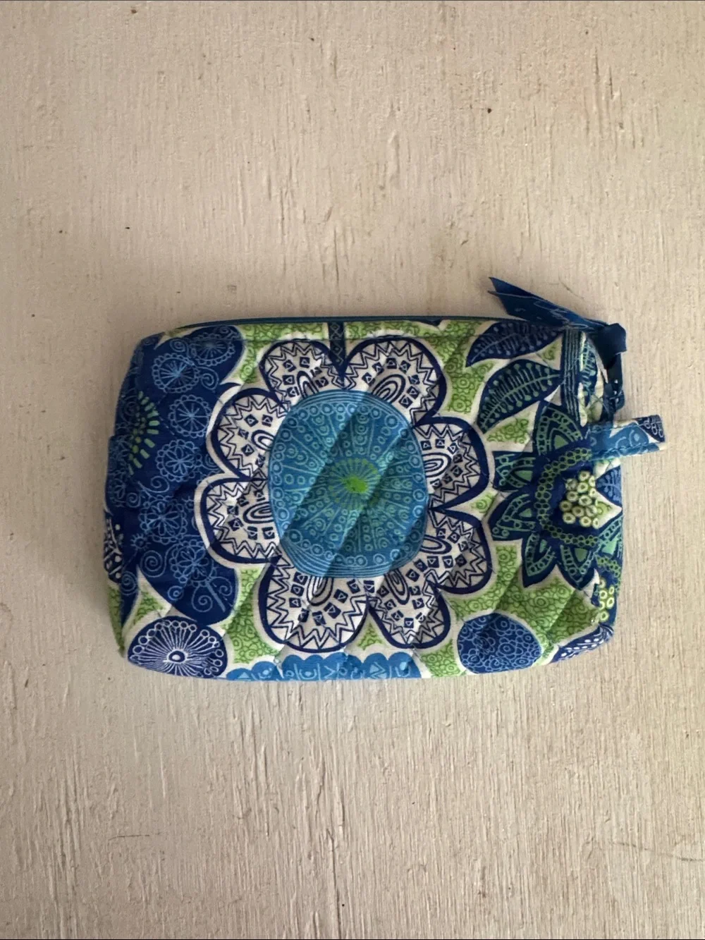 Vera Bradley Blue & Green Floral Doodle Daisy Quilted Small Cosmetic Pouch